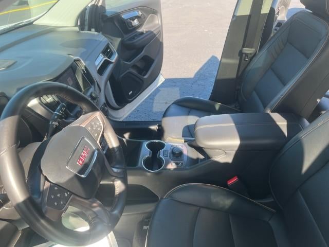 2022 GMC Terrain AT4